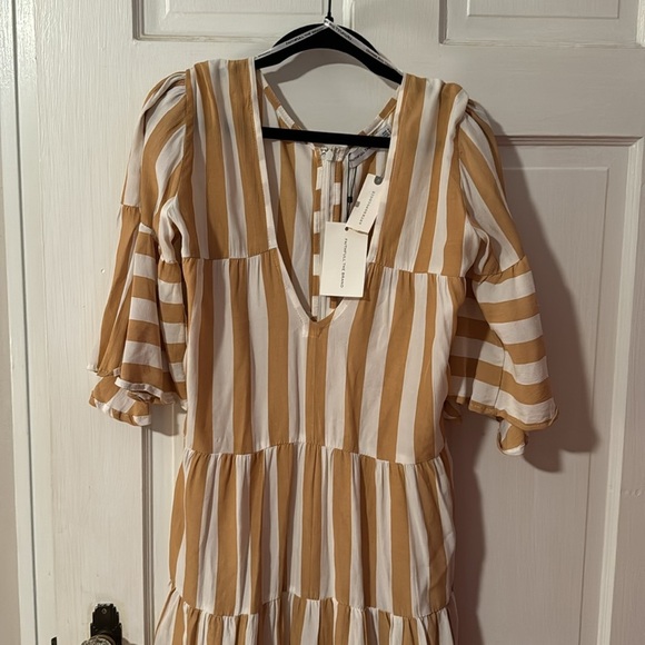 COPY - Faithful The Brand Anthropologie NWT Midi Dress Size 4/Small Tan/White S… - Picture 6 of 13